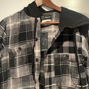 Men’s plaid sweater unworn